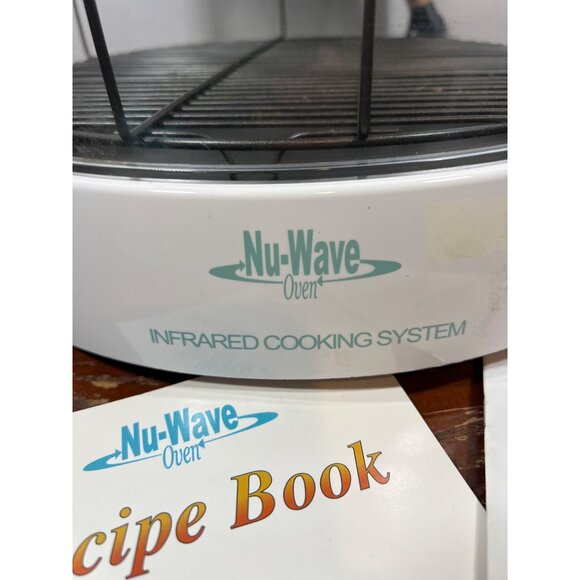 Nu-Wave Infrared Cooking System With Owners Manual & Recipe Book - Picture 3 of 4